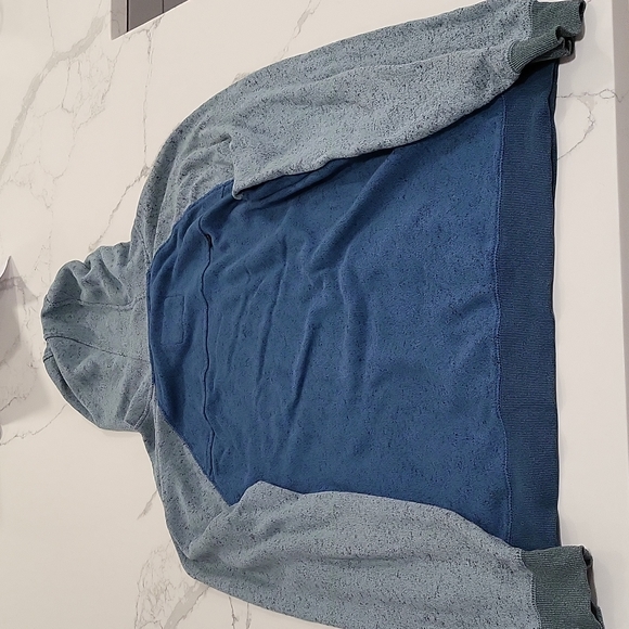 2 Hurley Men's XL Sweatshirts 1 gray/black and 1 blue/teal - Picture 4 of 6